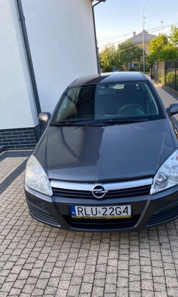 Opel Astra cena 6000 przebieg: 420000, rok produkcji 2009 z Rzeszów małe 46